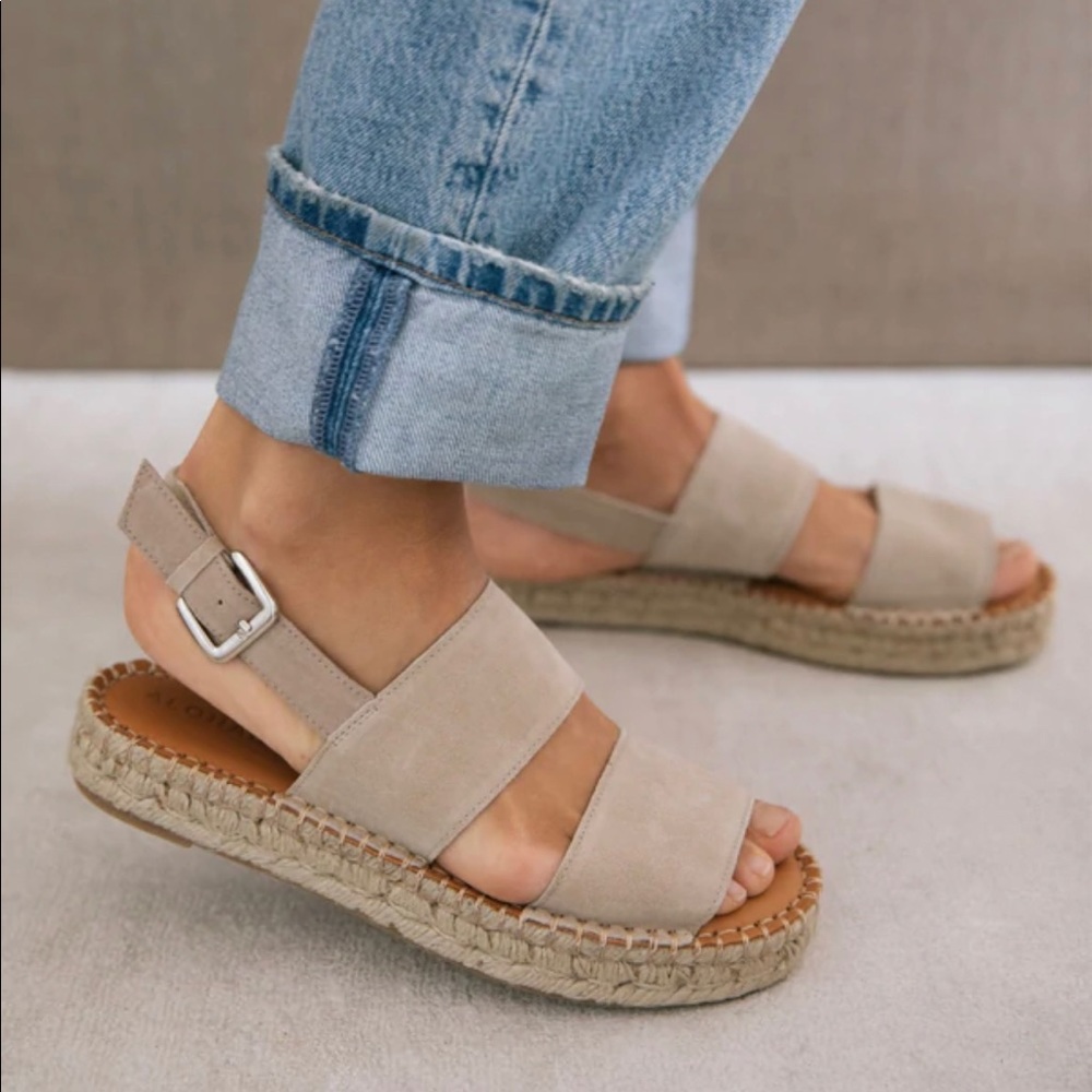 Alohas Double strap platform sandals